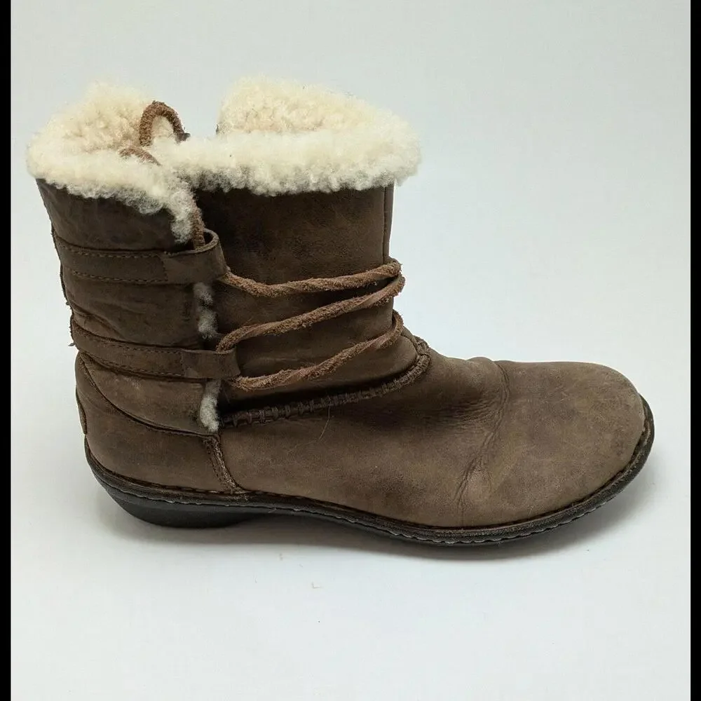 Womens UGG Caspia Brown‎ Leather Shearling Lined Ankle Boots 1001815 Size 9